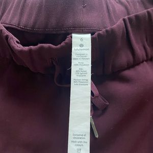 Lululemon On the Fly Woven Jogger Size 6